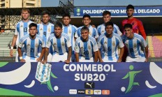 乐鱼体育网址-阿根廷对决荷兰，双方争夺小组第一