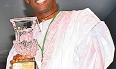 乐鱼体育登录-非洲选手加冕成功，创造历史