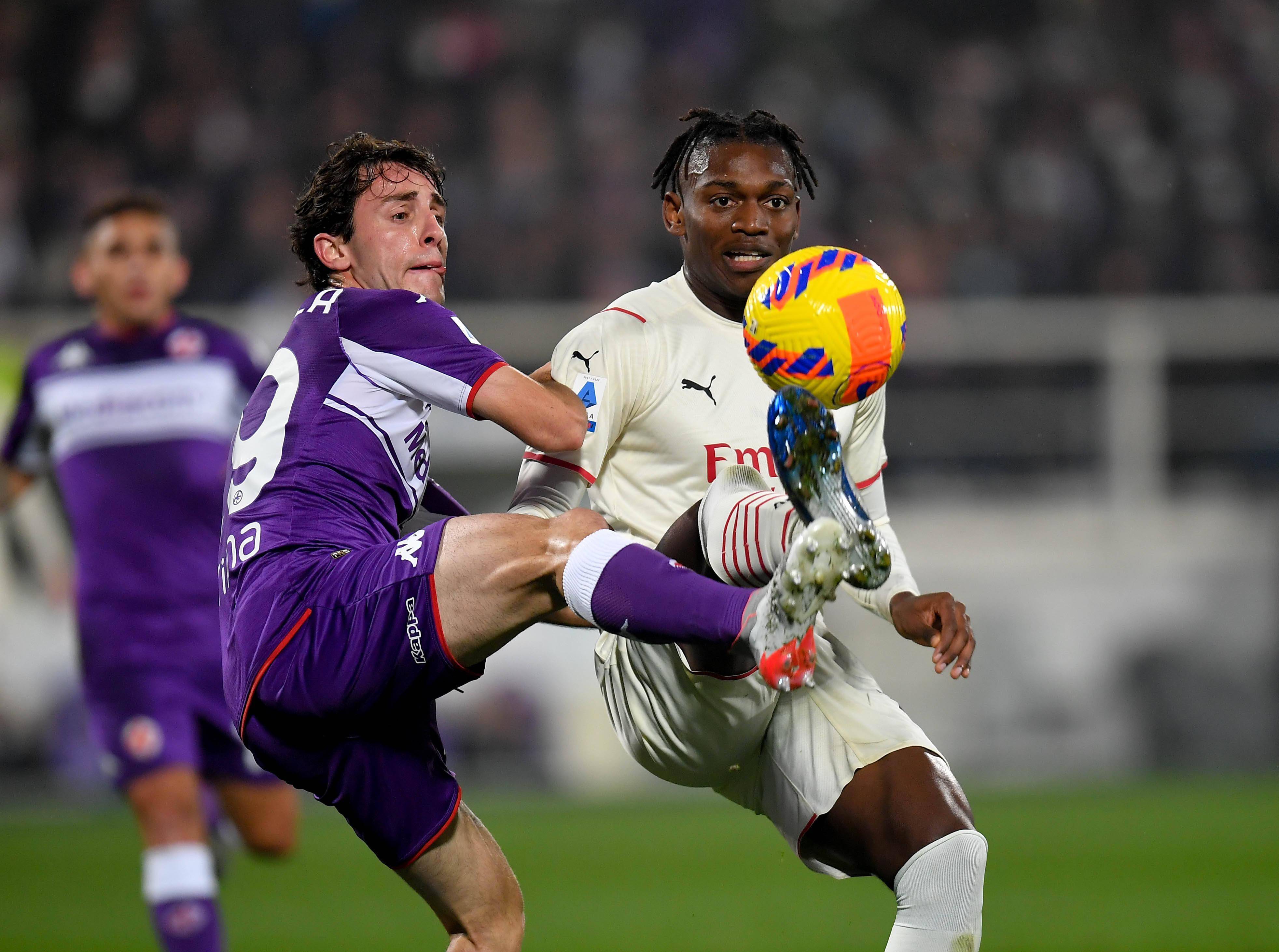 佛罗伦萨客场告捷，球员庆祝一洗失利困境的简单介绍