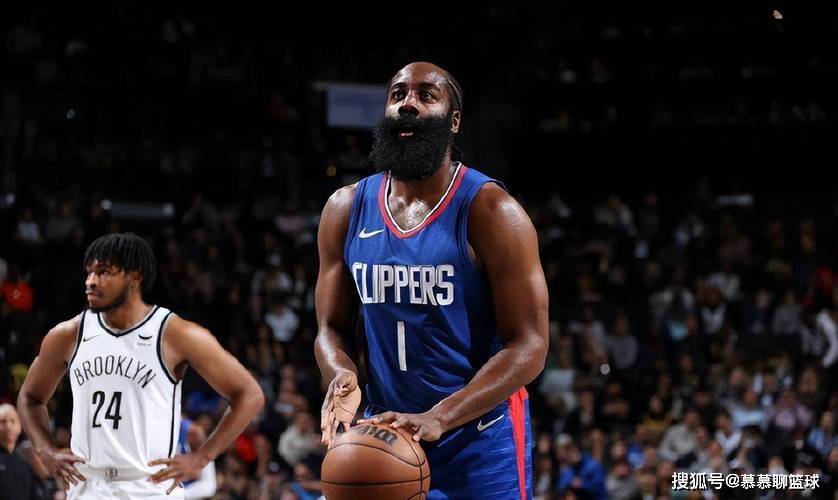 柯隆球员犯规频繁,需加强纪律意识 柯隆球员犯规频繁,需加强纪律意识