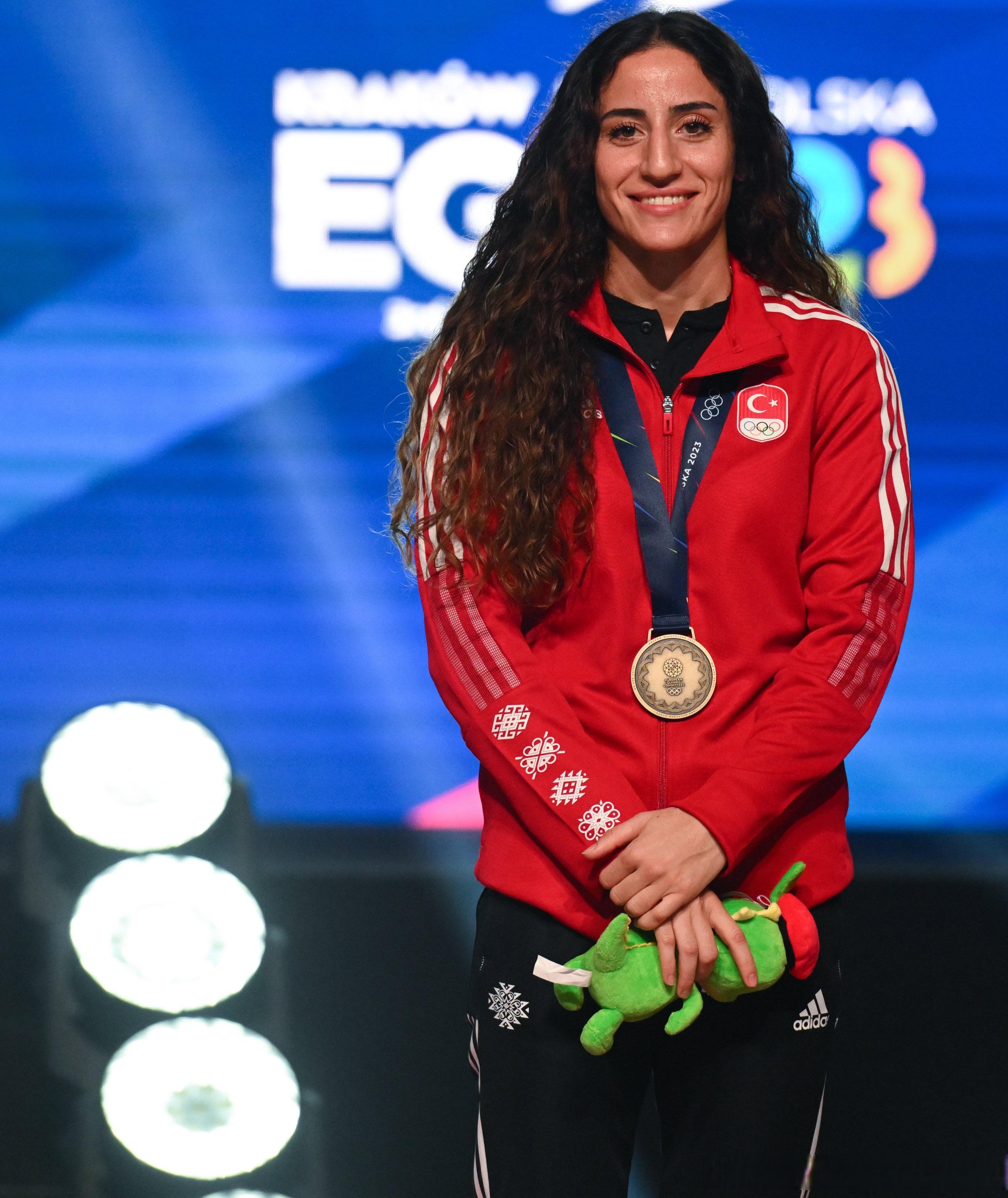 拳击女子决赛：俄罗斯选手夺金