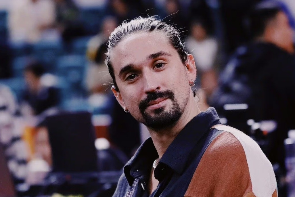 赵继阿列克谢-施韦德助力球队夺得总冠军的简单介绍 赵继阿列克谢-施韦德助力球队夺得总冠军的简单介绍