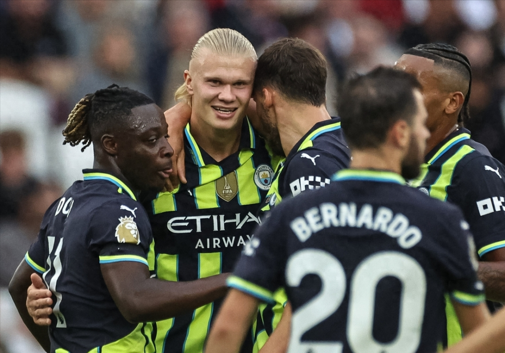 关于曼联主场取胜,英超积分榜上升至第三位的信息 关于曼联主场取胜,英超积分榜上升至第三位的信息