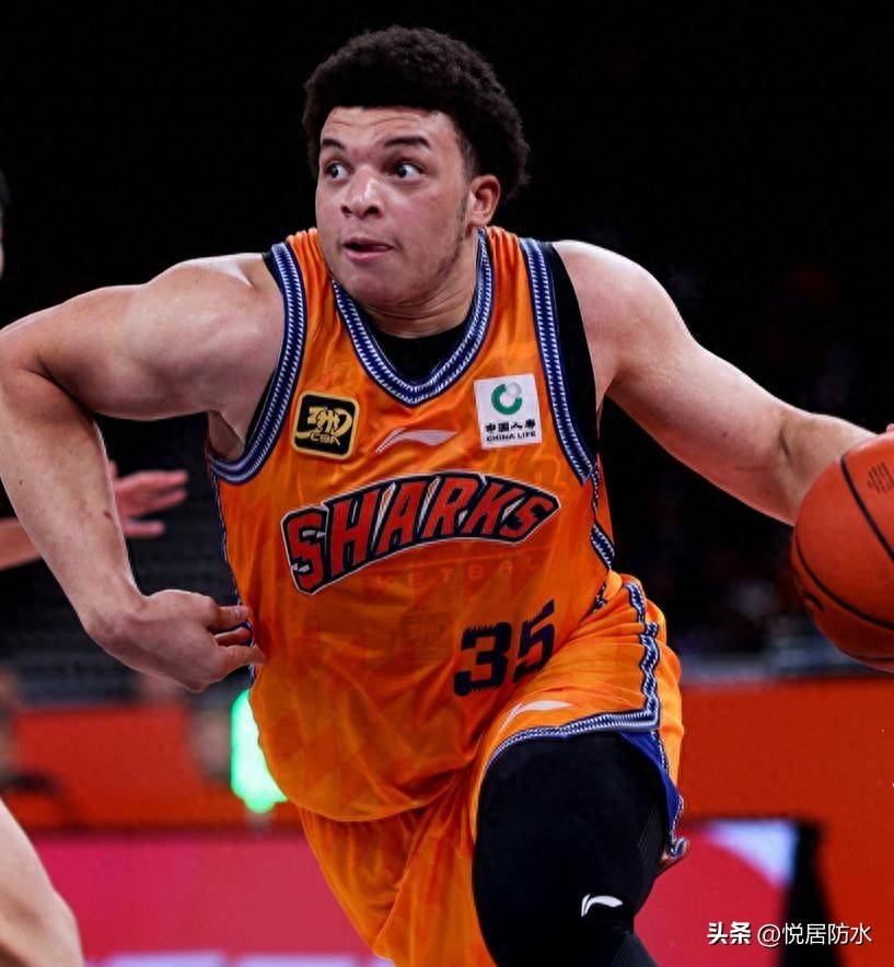 美国队势如破竹,继续征服对手 美国队势如破竹,继续征服对手