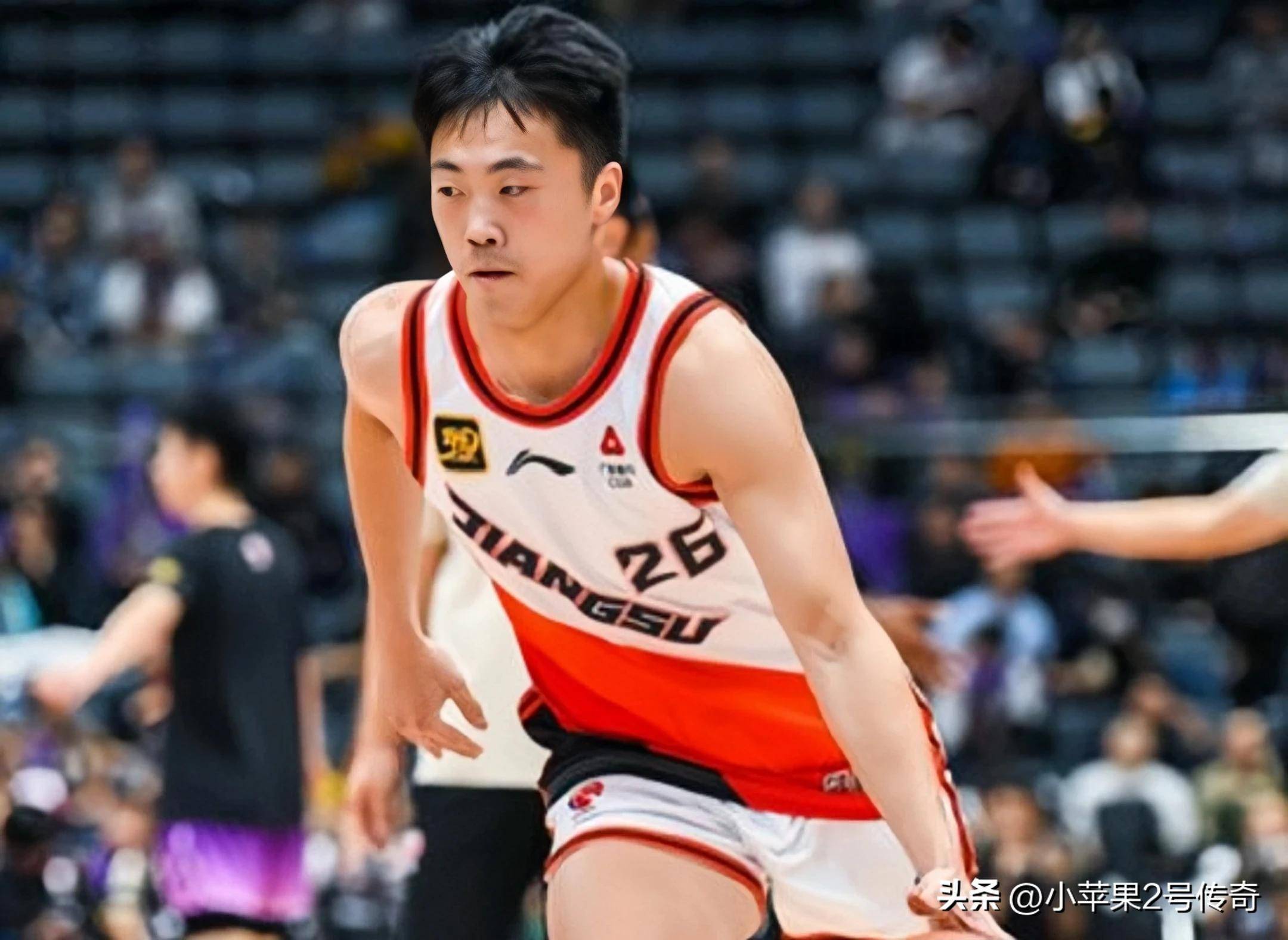 江苏队闯入男篮联赛半决赛,抢眼表现 江苏队闯入男篮联赛半决赛,抢眼表现