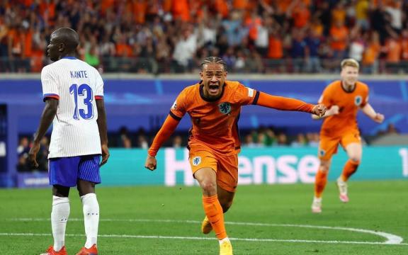 法国队遭遇德国逆转，遗憾失利