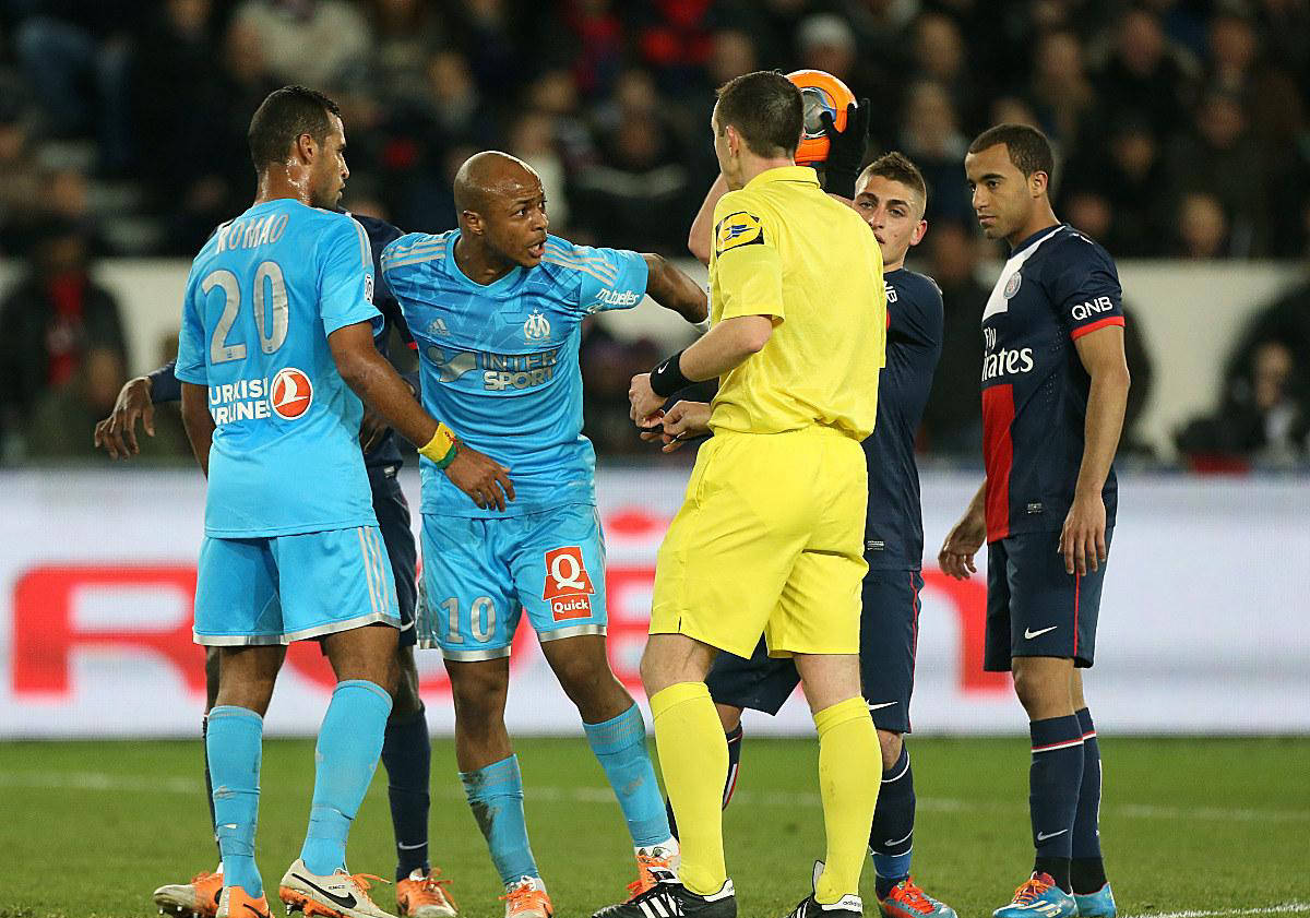 包含勒阿弗尔客场逼平亚眠，争取胜利的词条