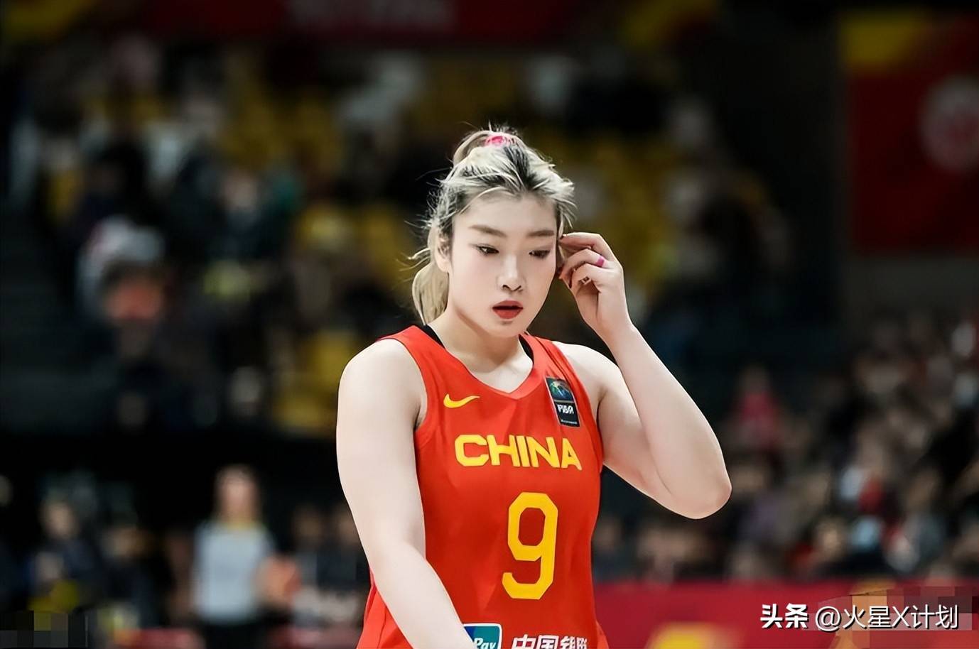 包含吉林女篮主场一分险胜贵州队，力保榜首的词条