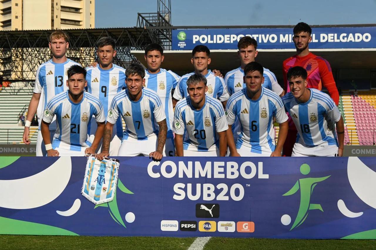 阿根廷对决荷兰，双方争夺小组第一